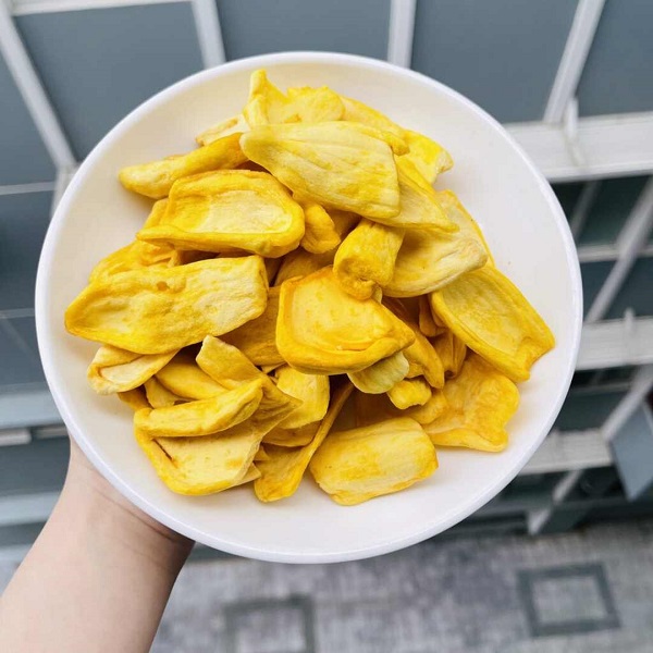 Cảm nhận khi ăn mít sấy làm bằng nồi chiên không dầu