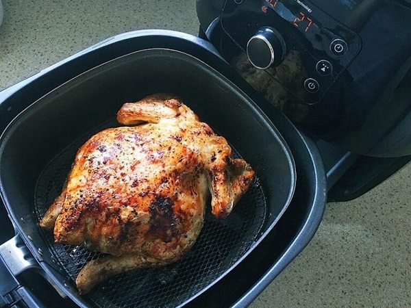 Tại sao nên làm gà nướng bằng nồi chiên không dầu