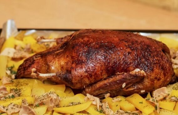 Cách nướng vịt bằng nồi chiên không dầu